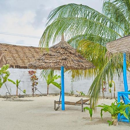 Beach House Paje Bagian luar foto